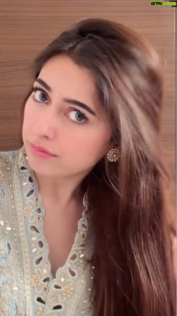 Yogita Bhatia - 9.4K Likes - 