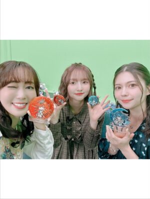 Yoko Hikasa Instagram - 🌞
鳴潮　穿つ烈光、迎ふ月光 特別番組
配信されました✨
みてくださった皆さんありがとう❤️
ゆっくりお話できて嬉しかったです！

#田中美海 ちゃん
#増田俊樹 くん
#lynn ちゃん
#すりっぷらーゼツ さん
#鳴潮 
#ピアスがオーガスタっぽいでしょ
#衣装もオーガスタぽいのよ