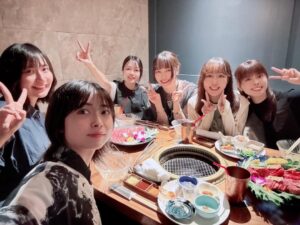 Yoko Hikasa Instagram - 🍖
ステゴ一族焼肉会じゃよ✨

#上田瞳 @weeeda_i 
#姉上 @yoshioka_mayuc 
#日比ちゃん @yuriko_hibi1011 
#しもじ
#松田颯水