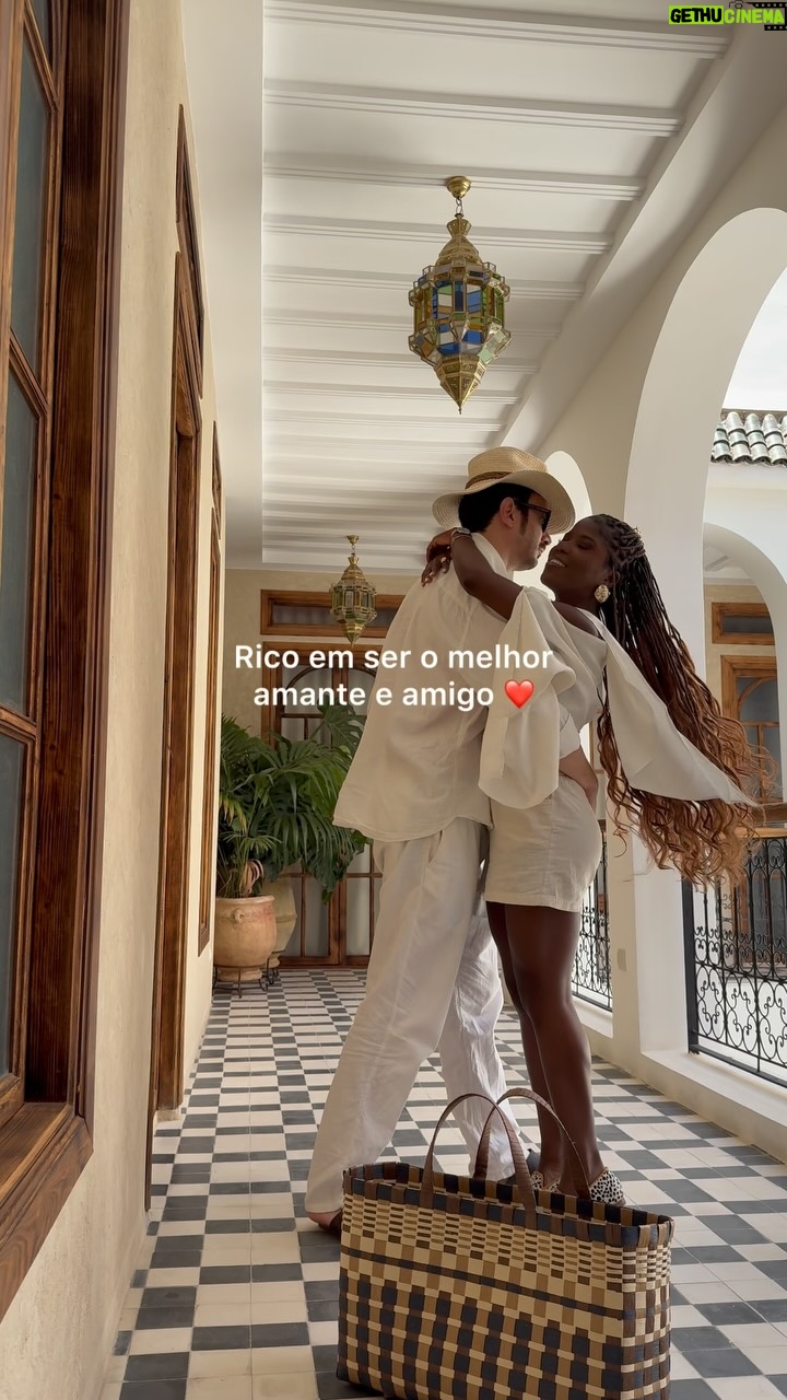Yolanda Tati - 114.8K Likes - L’amore mio è il mio tesoro 🥹❤️🇮🇹🇦🇴🇵🇹 

#moambacompizza #angola #italia #portugal
#casal #amor #familia #TheTatiTurco