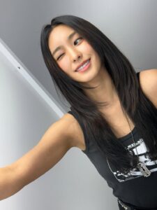 Actress Yoon Bo-ra HD Photos and Wallpapers June 2025