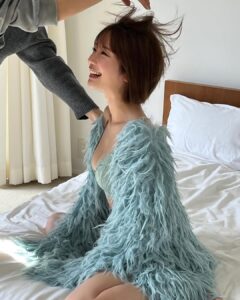 Actress Yui Arata HD Photos and Wallpapers September 2025
