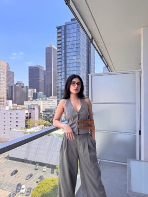 Yukti Chugh Instagram - Living the penthouse life with @stayinglevel 

Add “YUKTI” for 15% off 🤍
.
Outfit : @lavishlane999