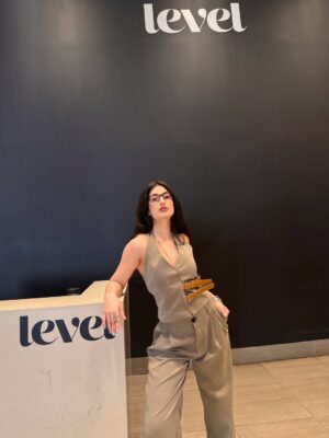 Yukti Chugh Instagram - Living the penthouse life with @stayinglevel 

Add “YUKTI” for 15% off 🤍
.
Outfit : @lavishlane999