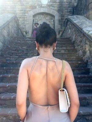 Yukti Chugh Instagram - When the dress is silk, the wine is aged, and the view is endless— Napa, you understand elegance.