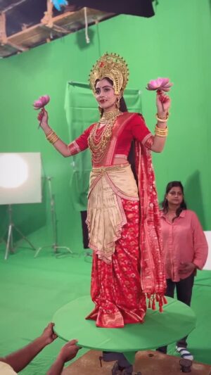 Yukti Kapoor Instagram - Navratri is a celebration of Shakti - the divine energy that protects, nurtures, and guides us. 😇🙏

She is power.
She is love.
She is courage.
She is every woman. 
This Navratri, let’s honor the Goddess within us. 🪷🌺

BTS - Goddess look from a mytho show  #actorslife 

#navratri #festival #spiritual #spirituality #divine #goddess #jaimatadi 

#reelsinstagram #reels #reelitfeelit #reelsindia #trendingreels #trending #reelkarofeelkaro #viral #explorepage #explore #bts #shoot