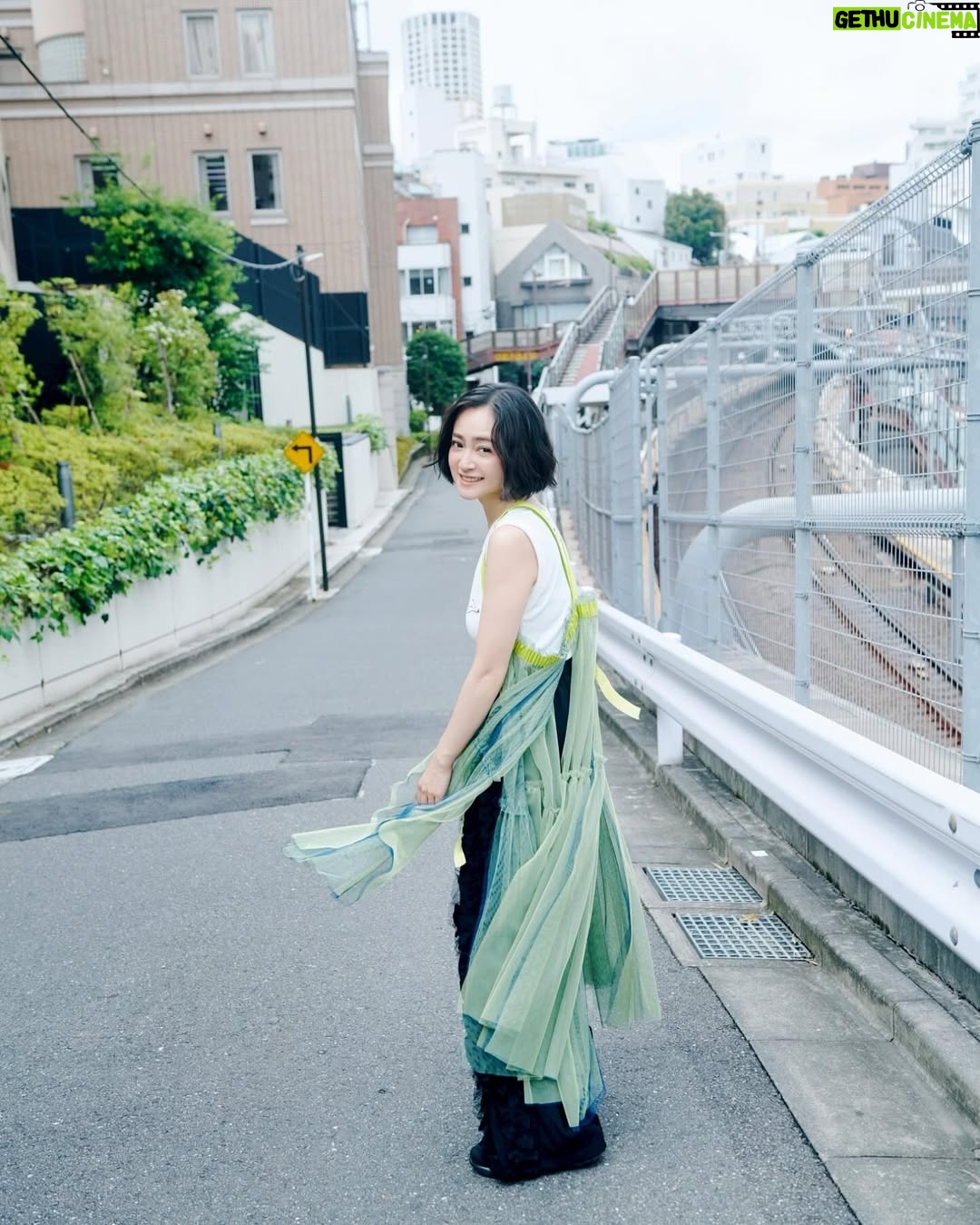 Yumi Adachi - 33.1K Likes - 💚💚💚
@torico_wear 夏の新作 これがラスト！
チュールドレス、タンクトップ、フリルのパンツ、ピアス！