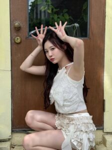 Actress Yura HD Photos and Wallpapers November 2025
