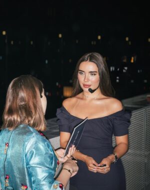 Zahraa Sami Instagram - Hosting the BMW event last night In Sulaymaniyah! 🎤✨

امس من افتتاح بي إم دبليو في السليمانية! 
@bmwiraq
