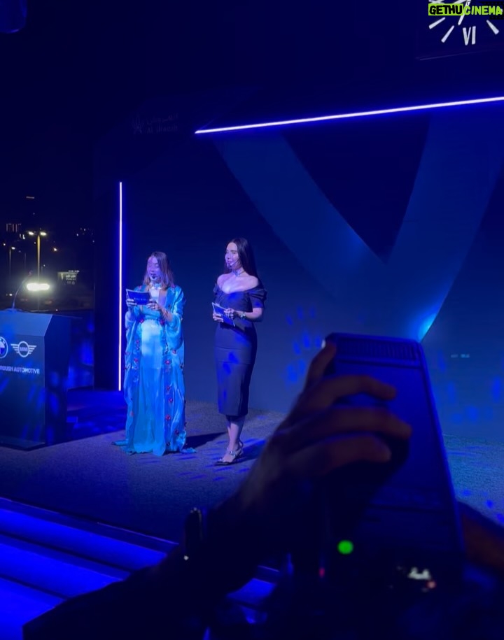 Zahraa Sami - 65.6K Likes - Hosting the BMW event last night In Sulaymaniyah! 🎤✨

امس من افتتاح بي إم دبليو في السليمانية! 
@bmwiraq