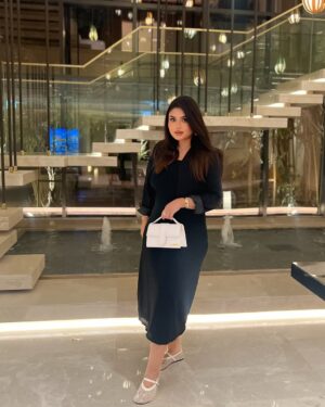 Zainab Ghazi Instagram - Value your peace more than people's opinion✨