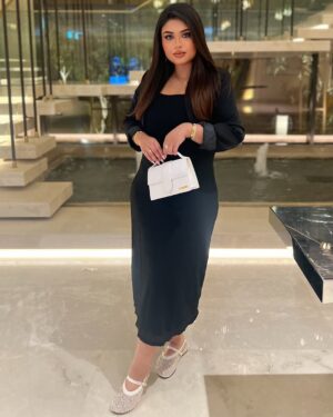 Zainab Ghazi Instagram - Value your peace more than people's opinion✨