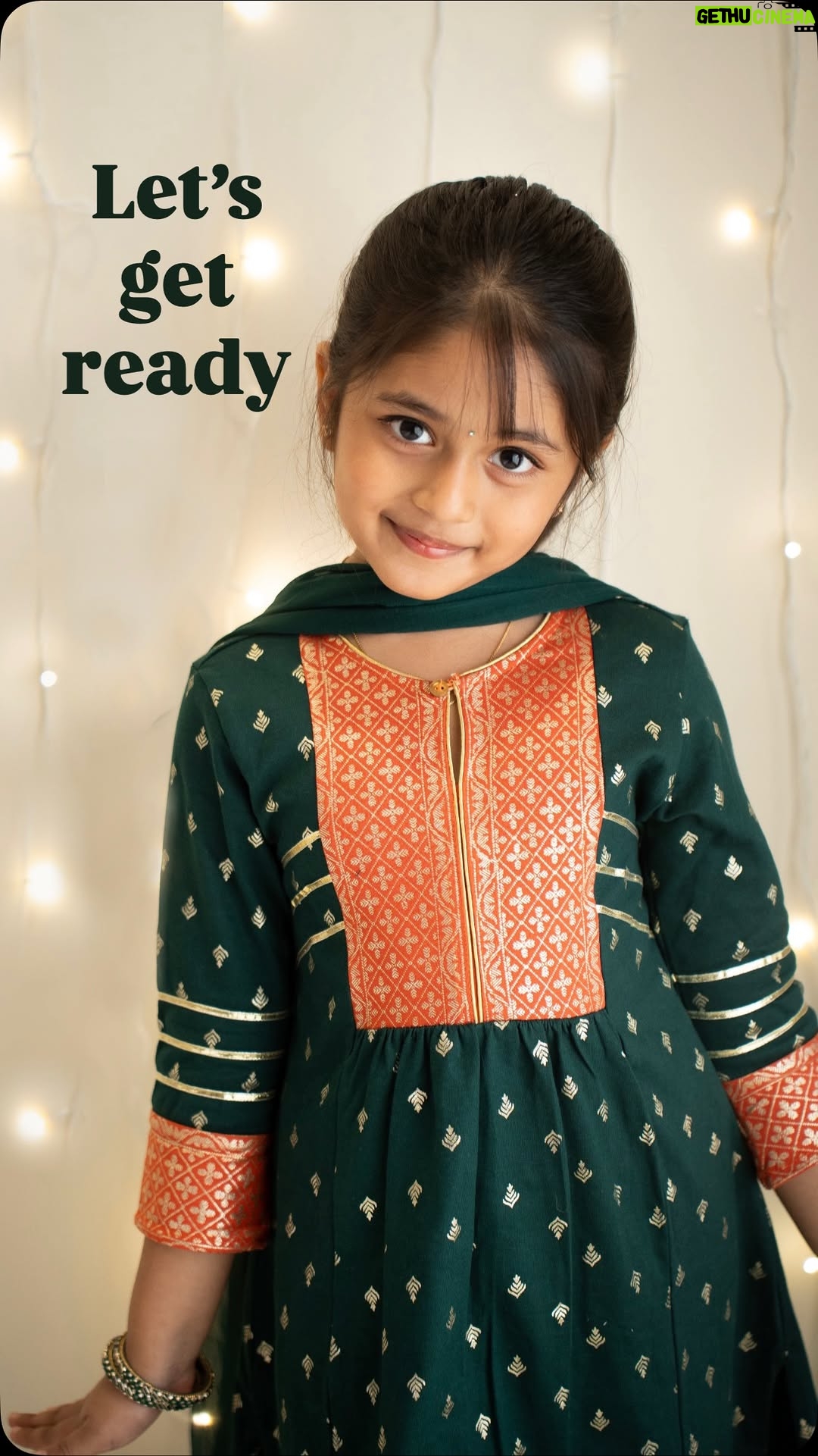Zara Zyanna - 163.3K Likes - What’s your favourite part? let us know! 

Behind the scenes chatter is the best memory we hold! 😂😁♥️ 

Outfit: @firstcryindia