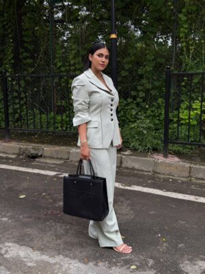 Zebaa Khan Instagram - Girlboss…