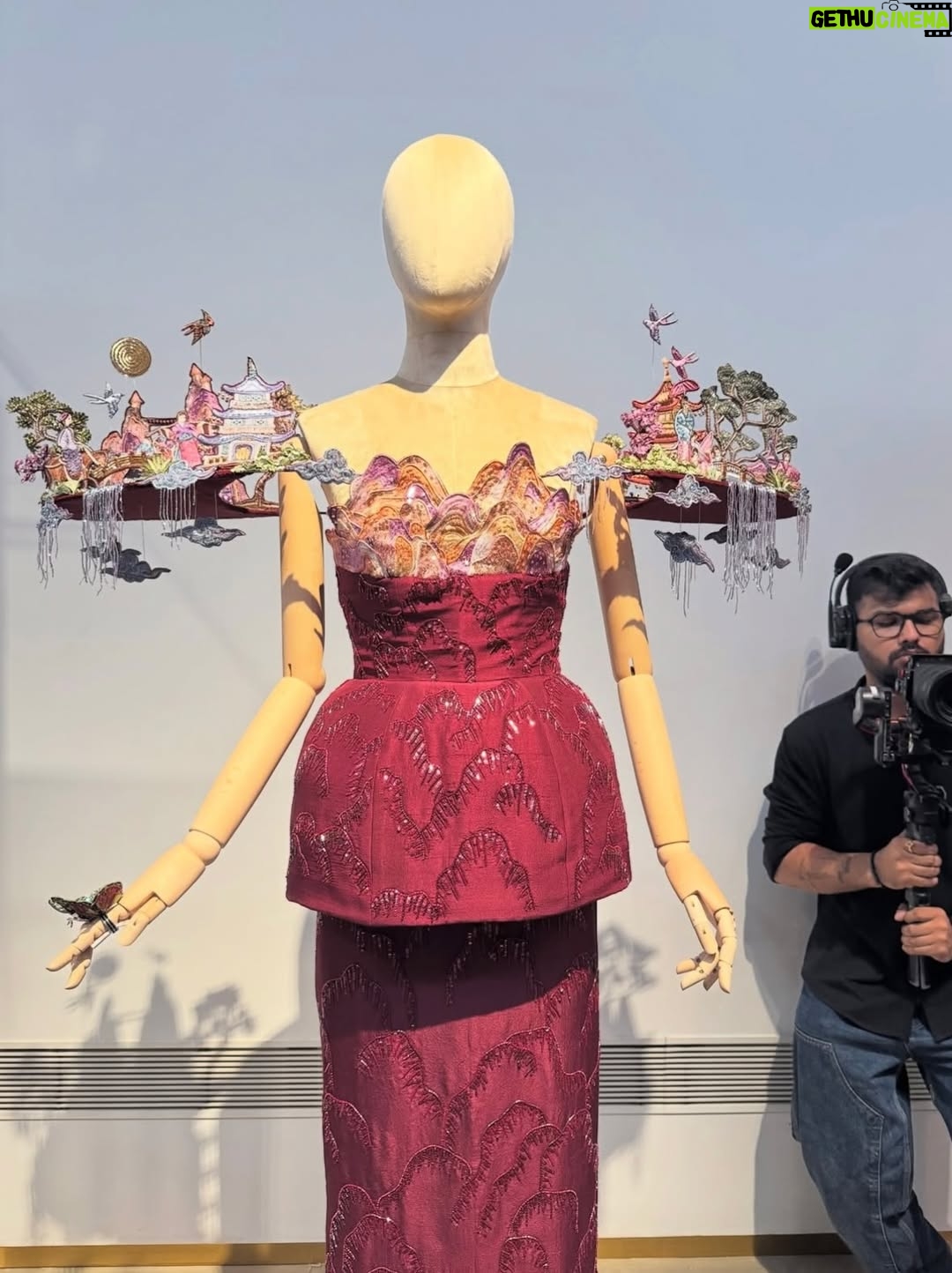 Zebaa Khan - 3 Likes - Fashion and party …
