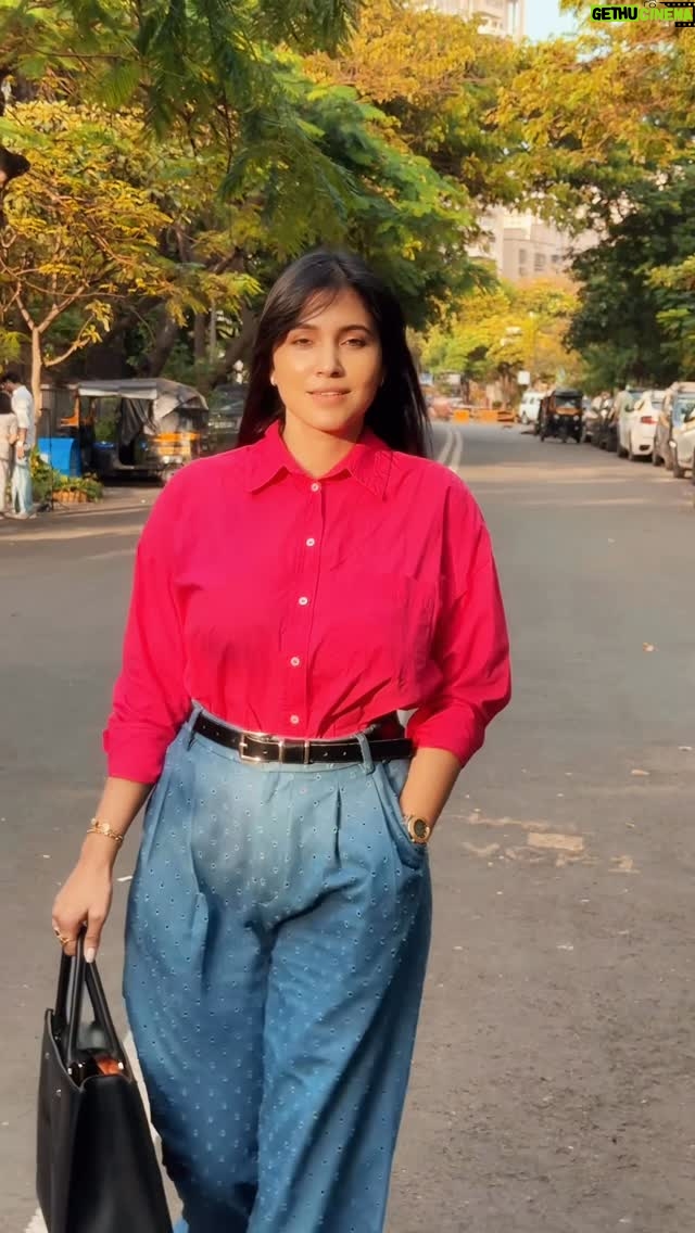 Zebaa Khan - 3 Likes - Showing off my style …