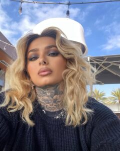 Actress Zhavia HD Photos and Wallpapers August 2025