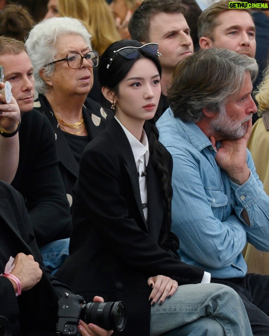 Zhou Ye - 79K Likes - 🥰😎#DiorSS26