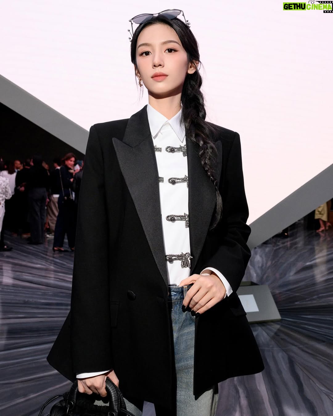 Zhou Ye - 79K Likes - 🥰😎#DiorSS26