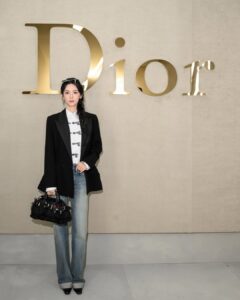 Actress Zhou Ye HD Photos and Wallpapers October 2025