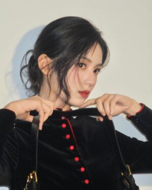 Zhou Ye Instagram - 🧶
#dior