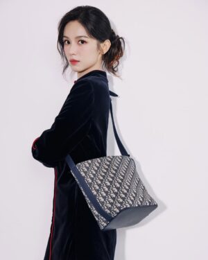 Zhou Ye Instagram - 🧶
#dior