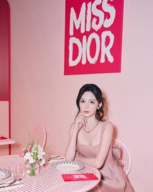 Zhou Ye Instagram - 🎀#dior