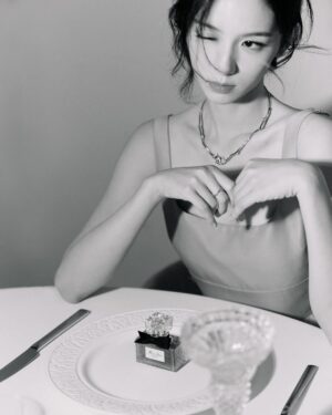 Zhou Ye Instagram - 🎀#dior