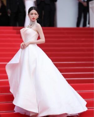 Zhou Ye Instagram - ✌️#cannesfilmfestival