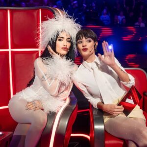 Zoe Gotusso Instagram - Yo? Team Lali! 🌟🪽💋 ✨ hoy como Co Coach en @lavozargentina 
21.45 sintonizamos todos!!!!