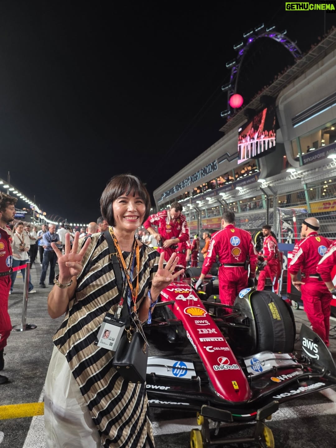 Zoe Tay - 5.6K Likes - 🏁🏁🏎🏎🏎🏁🏁
Born  to race.
Chase the limit.
引擎咆哮的地方，就是战场!

Amazing night with @louisvuitton

#louisvutton
#F1
#f1singapore2025🏁 
#visit_singapore 
@the_celebrityagency

#ZŏeTay #鄭惠玉 #惠声玉影 #佐伊の語