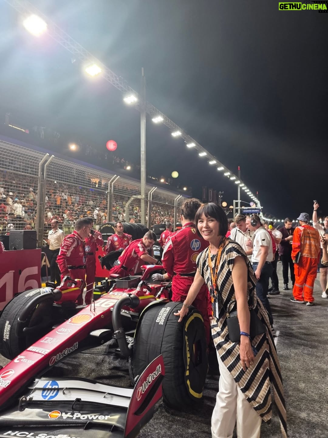 Zoe Tay - 5.6K Likes - 🏁🏁🏎🏎🏎🏁🏁
Born  to race.
Chase the limit.
引擎咆哮的地方，就是战场!

Amazing night with @louisvuitton

#louisvutton
#F1
#f1singapore2025🏁 
#visit_singapore 
@the_celebrityagency

#ZŏeTay #鄭惠玉 #惠声玉影 #佐伊の語