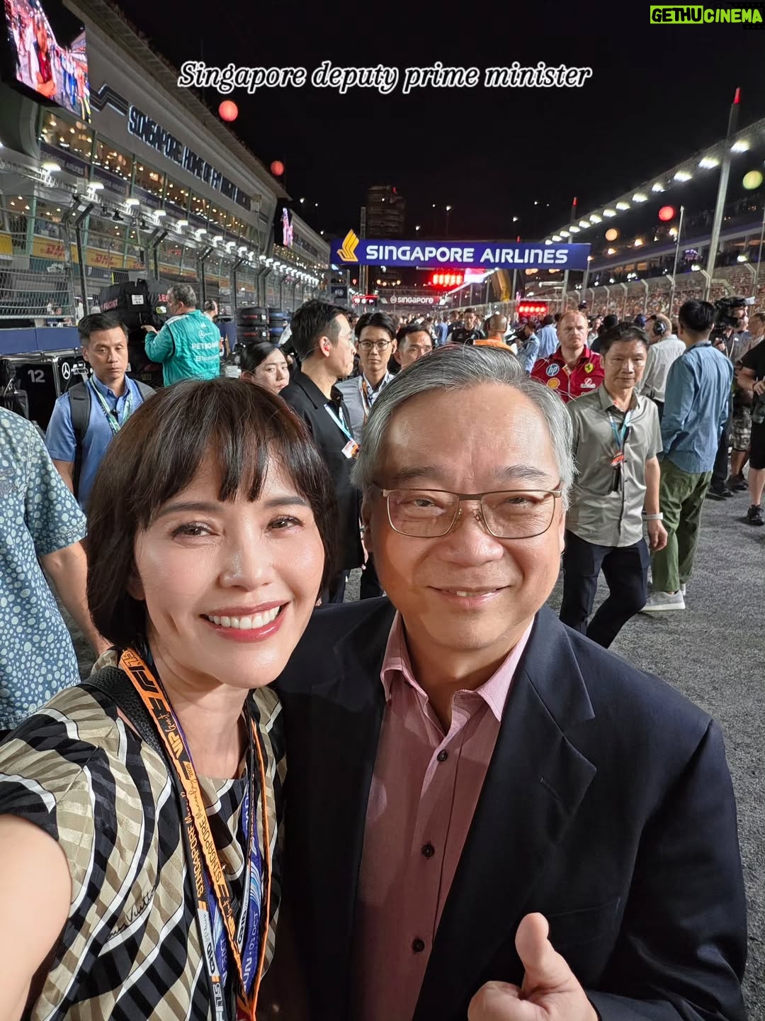 Zoe Tay - 5.6K Likes - 🏁🏁🏎🏎🏎🏁🏁
Born  to race.
Chase the limit.
引擎咆哮的地方，就是战场!

Amazing night with @louisvuitton

#louisvutton
#F1
#f1singapore2025🏁 
#visit_singapore 
@the_celebrityagency

#ZŏeTay #鄭惠玉 #惠声玉影 #佐伊の語
