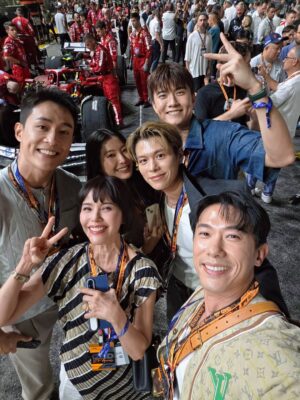 Zoe Tay Instagram - 🏁🏁🏎🏎🏎🏁🏁
Born  to race.
Chase the limit.
引擎咆哮的地方，就是战场!

Amazing night with @louisvuitton

#louisvutton
#F1
#f1singapore2025🏁 
#visit_singapore 
@the_celebrityagency

#ZŏeTay #鄭惠玉 #惠声玉影 #佐伊の語