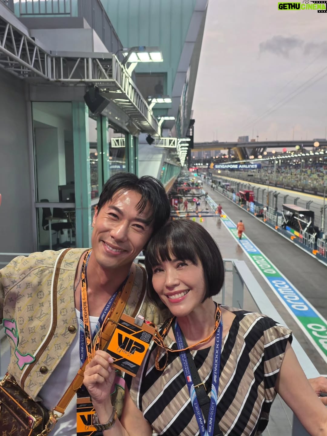 Zoe Tay - 5.6K Likes - 🏁🏁🏎🏎🏎🏁🏁
Born  to race.
Chase the limit.
引擎咆哮的地方，就是战场!

Amazing night with @louisvuitton

#louisvutton
#F1
#f1singapore2025🏁 
#visit_singapore 
@the_celebrityagency

#ZŏeTay #鄭惠玉 #惠声玉影 #佐伊の語