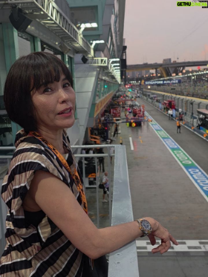 Zoe Tay - 5.6K Likes - 🏁🏁🏎🏎🏎🏁🏁
Born  to race.
Chase the limit.
引擎咆哮的地方，就是战场!

Amazing night with @louisvuitton

#louisvutton
#F1
#f1singapore2025🏁 
#visit_singapore 
@the_celebrityagency

#ZŏeTay #鄭惠玉 #惠声玉影 #佐伊の語