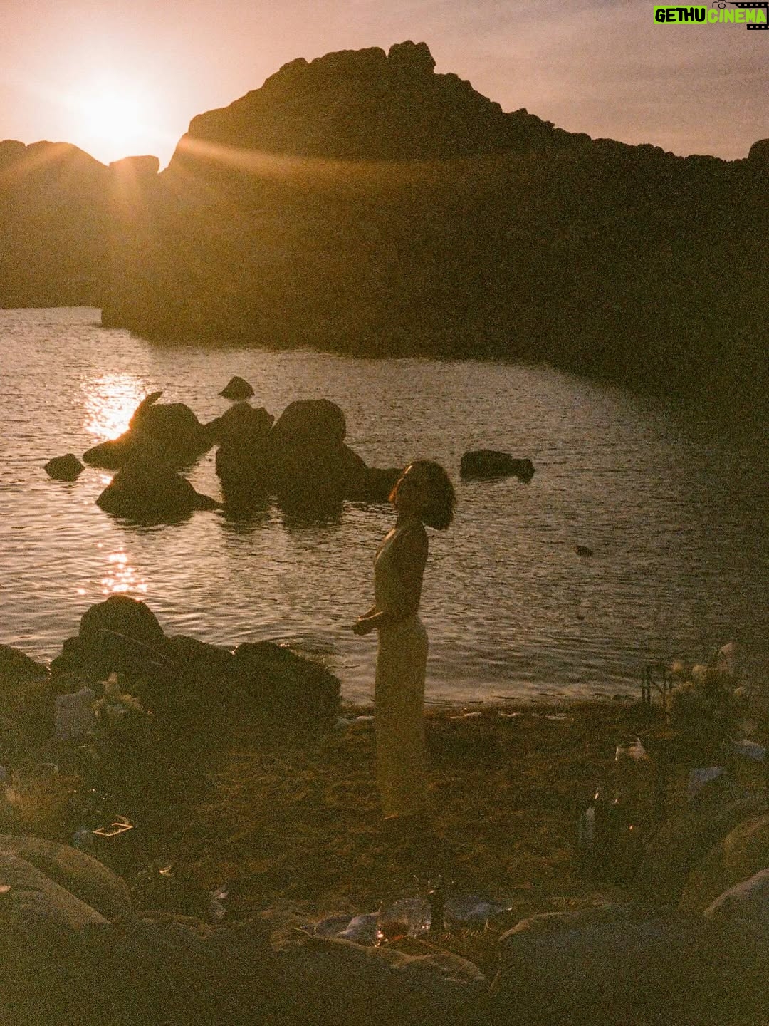 Zoey Deutch - 455.6K Likes - three months engaged to the love of my life