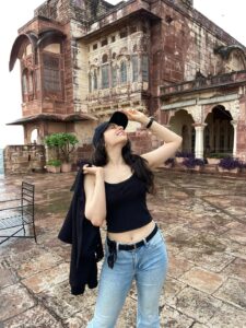 Actress Zoya Afroz HD Photos and Wallpapers August 2025