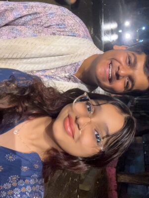 Zoya Humayun Instagram - Obsessed with the filter and my favourite people and this song Ghafooorrr😘❤️🙆♀️
#zoya #zoyahumayun #filters #fypppppppppppppppppppppppppppppppppppppppppppppppppppppppppppppppppppppp #post #garbanight #obsessed #favorite #ghafoor #badshah