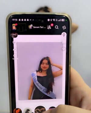 Zoya Humayun Instagram - Sweet 16 🍰♡ ༘*.゚🧸🎀