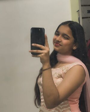 Zoya Humayun Instagram - I love u……🫶🪬🤭