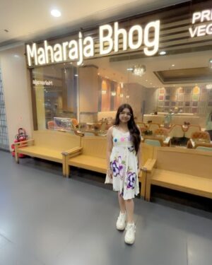 Zoya Humayun Instagram - @maharajabhogmumbai
Represent the rich cultural heritage worldwide, offering royal feast of diverse Indian food ❤️
Thank you Founder and Managing Director Ashish Maheshwari sir for Inviting 🥰
#zoyahumayun09 #zoyahumayun #maharajabhog #rajasthan #rajasthaniculture❤️💕 #rajasthan #food #maharajabhogindia