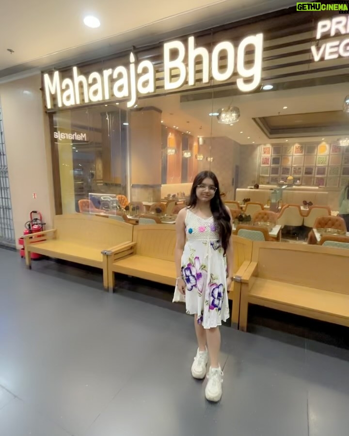 Zoya Humayun - 361 Likes - @maharajabhogmumbai 
 Represent the rich cultural heritage worldwide, offering  royal feast of diverse Indian food ❤️

 Thank you Founder and Managing Director Ashish Maheshwari sir for Inviting 🥰 

#zoyahumayun09 #zoyahumayun #maharajabhog #rajasthan #rajasthaniculture❤️💕 #rajasthan #food #maharajabhogindia