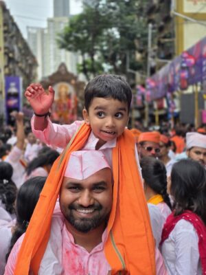 ankita bhagat Instagram - बाप्पा चाले गावाला 🥺 पुढच्या वर्षी लवकर या 🙏🏻❤️🥹