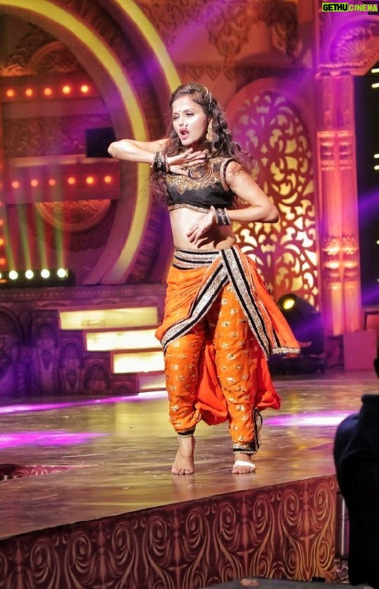 ankita bhagat - 2.3K Likes - @yuva_dancing_queen_official  @zeeyuva