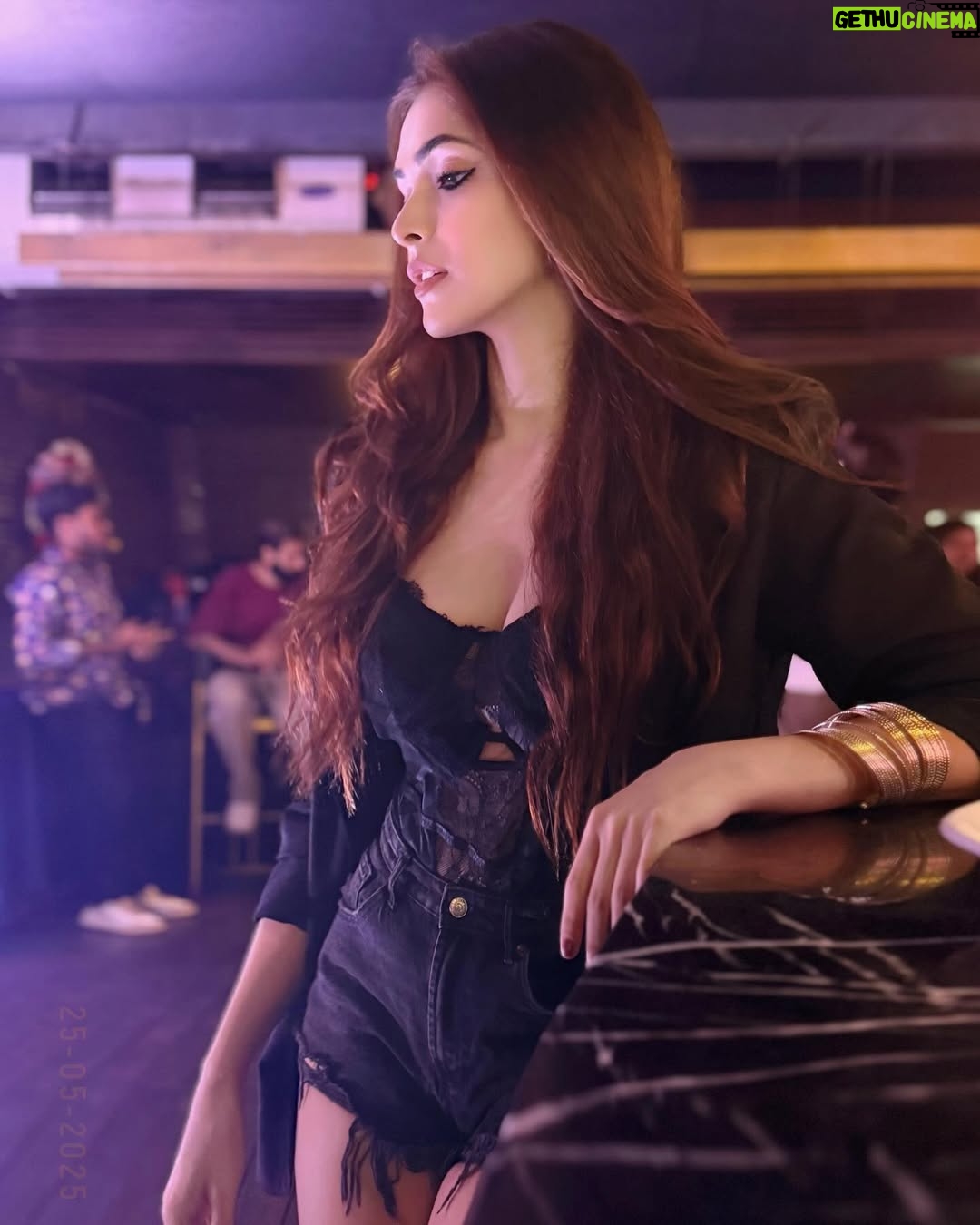 ankita kukreti - 3.1K Likes - What you lookin’ at? Manifestation?