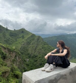 ankita kukreti Instagram - Back to the mountains that raised me — still teaching me how to breathe.
.
.
.
.
.
.
.
.
.
.
.
.
#fyppp #explorepage #fitgirl #travel #traveler