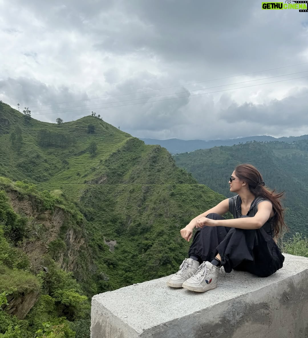 ankita kukreti - 2.6K Likes - Back to the mountains that raised me — still teaching me how to breathe.
.
.
.
.
.
.
.
.
.
.
.
.
#fyppp #explorepage #fitgirl #travel #traveler