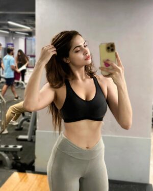 ankita kukreti Instagram - Somewhere between psychotic and iconic
.
.
.
.
.
.
.
.
.
.
.
.
#gymgirl #fitgirl #fyp