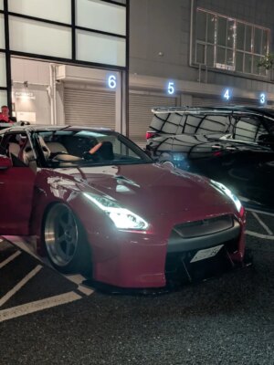 ankitaa Chauhan Instagram - Cars cars cars š